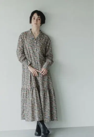[ 북유럽 생활 잡화점 ] 리버티 프린트 티어드 원피스