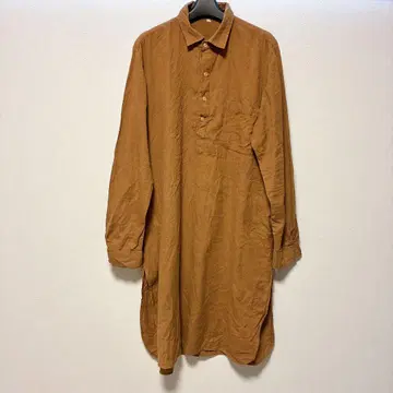 브라운 긴팔 셔츠 원피스 체형 커버 엉덩이까지 가려지는