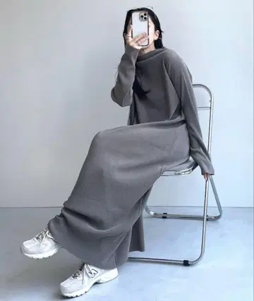 새상품급 wee9s 데일리 데일리 슈퍼 스트레치 플리츠 원피스 그레이