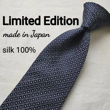 새상품급 limited edition 넥타이 블루 도트 일본제 실크