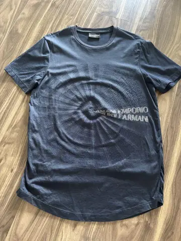 EMPORIO ARMANI 티셔츠 네이비
