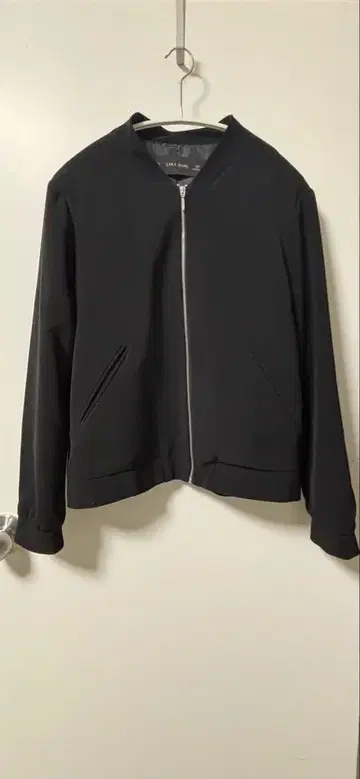 새상품! ZARA 블루종 자켓 블랙