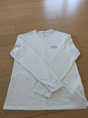 patagonia 화이트 긴팔 T셔츠 M