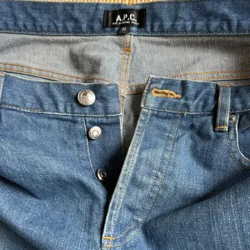 A.P.C. 스트레이트 데님 31 사이즈 블루
