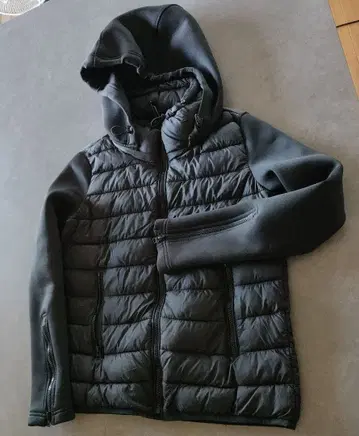 ZARA 블랙 후드 부착 다운 자켓 새상품급