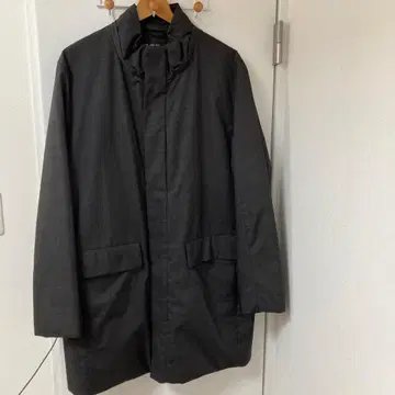 유니클로 하이브리드 다운 코트 다크 그레이 XL