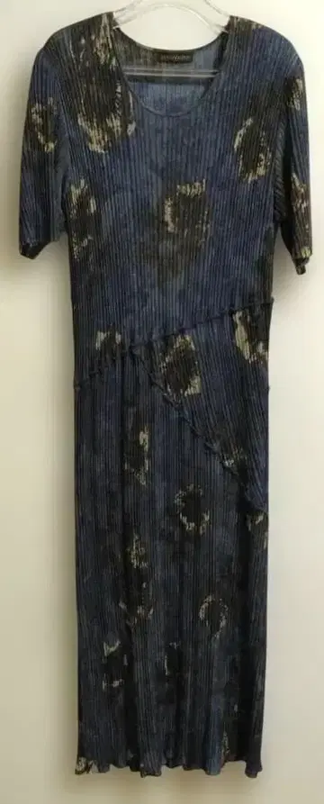 코자노스트라 COSA-NOSTRA 원피스 마 혼방 콤므토 플리츠풍 일본제