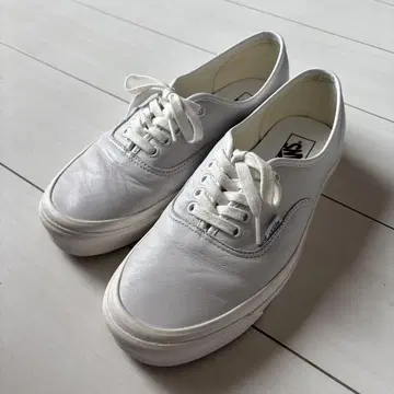 Vans 오센틱 아나하임 style 44 28cm 가죽