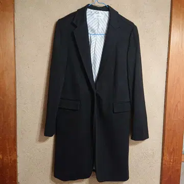 블랙 체스터 코트