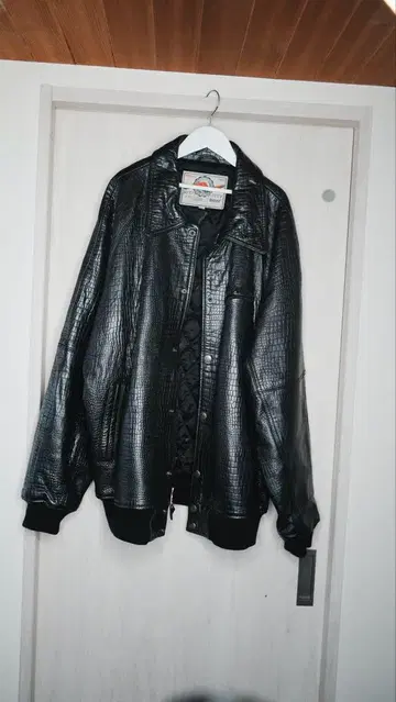 AVIREX 크로코 가죽 자켓