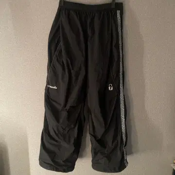 VR x UMBRO NYLON PANTS M