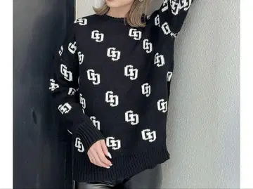 미사용 새상품 택 포함 GYDA 니트탑
