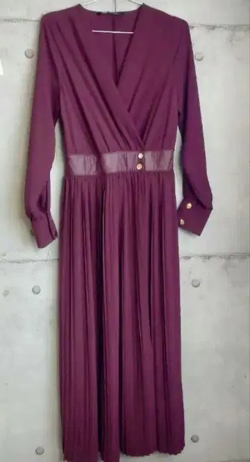 ZARA 랩 스타일 롱 플리츠 원피스
