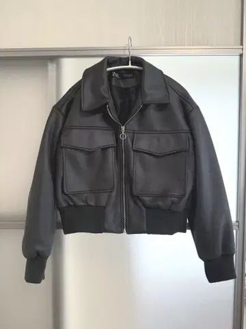 ZARA 가죽 자켓