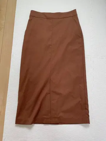 SLOBE 브라운 타이트 스커트