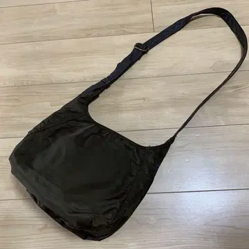 캠퍼 숄더백