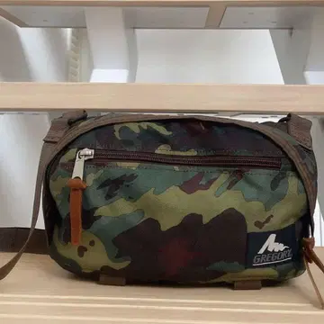 구 로고 그레고리 패디드 숄더 카모플라쥬 USA제