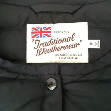 새상품급 Traditional Weatherwear 다운 자켓 36