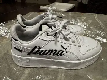 Puma 화이트 스니커즈 통굽