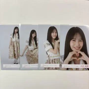 사쿠라자카 생사진 무카이 이토하 라이브 의상