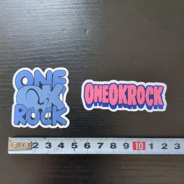 ONE OK ROCK 2025 공식 굿즈 스티커 2장 세트
