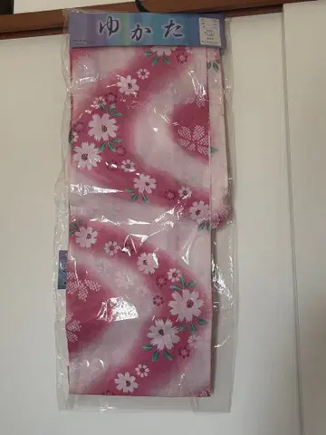 벚꽃 무늬 유카타 보라색과 옐로우 컬러 오비, 일본 나막신 세트