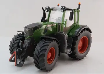 Fendt 724 Vario 미니카 1/32 스케일