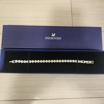 Swarovski 크리스탈 팔찌