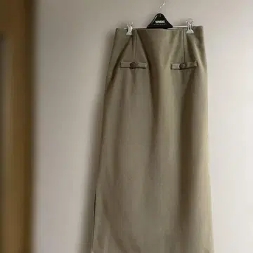 베이지 슬릿 타이 스커트