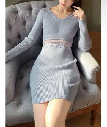 RESEXXY 허리 레이스 미니 원피스 리젝시