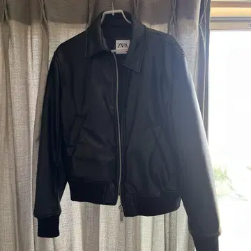 ZARA 가죽 자켓
