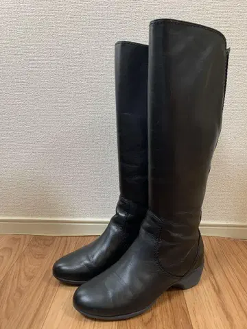블랙 롱 부츠 중간 힐