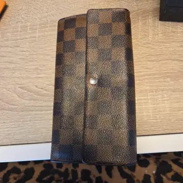 다미에 패턴 스냅 버튼식 장지갑