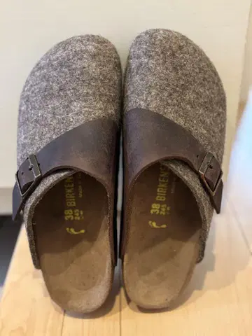 새상품급 Birkenstock 울 사보 38