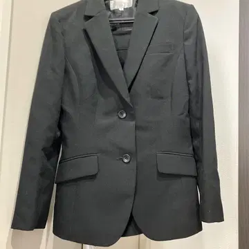 블랙 수트 ESPRITMUR