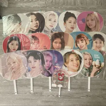 TWICE 채영 공식 부채
