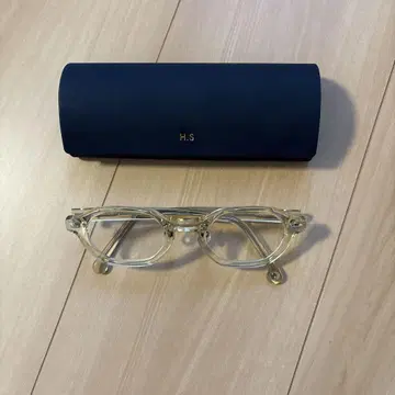 시바타 히카리 zoff 콜라보 안경 클리어