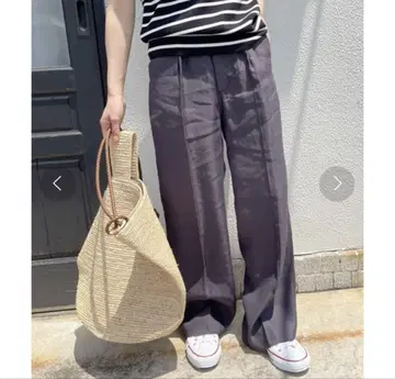 Spick & Span 하이브리드 크로스 원턱 팬츠 그레이