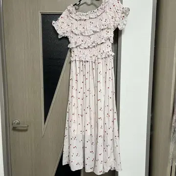 체리 패턴 원피스