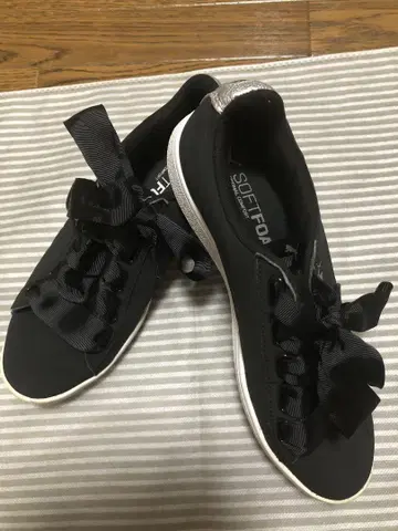 PUMA 새상품급 리본 끈이 귀여운