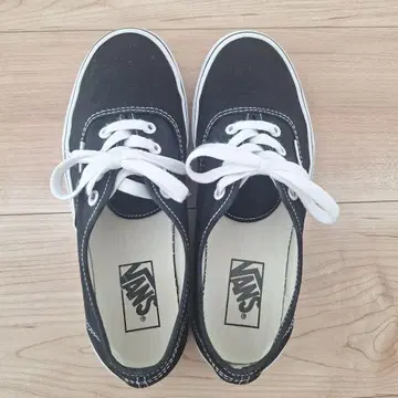 VANS 오센틱