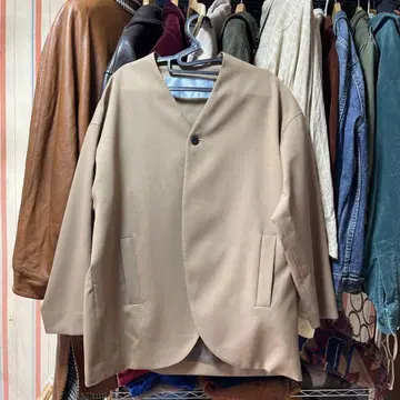 Dulucamara jacket