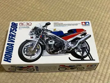 타미야 모형 HONDA VFR750