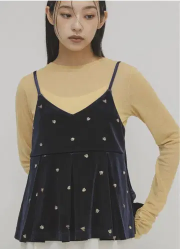 KBF 뷔스티에 네이비 꽃 자수