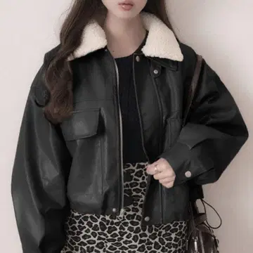 GRL 옷깃 2Way 보아 부착 가죽 자켓