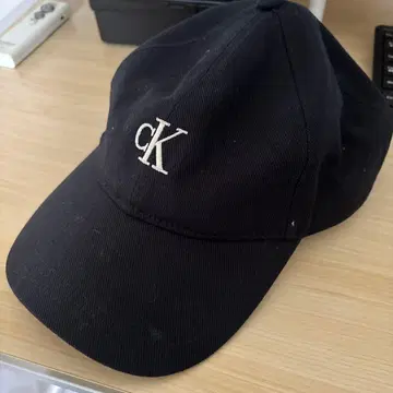 캘빈클라인 CALVIN KLEIN 로고 캡