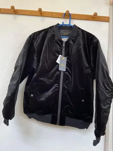 새상품 미사용! [ Hibeck ] 남성용 점퍼/블루종