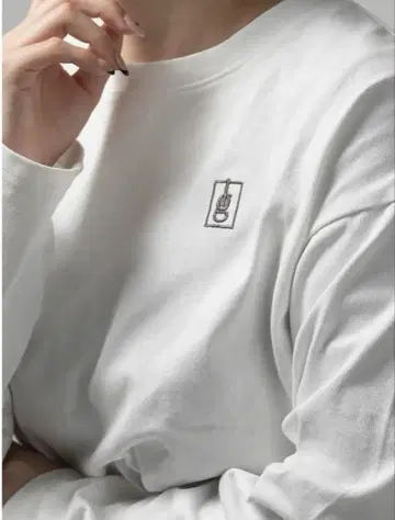 lawgy original logo nuance long sleeve T