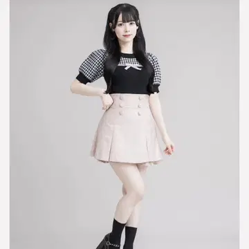 pium 프론트 버튼 턱 플레어 치마바지 핑크