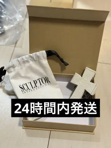 SCULPTOR 크로스 스트랩 지갑 스컬프터